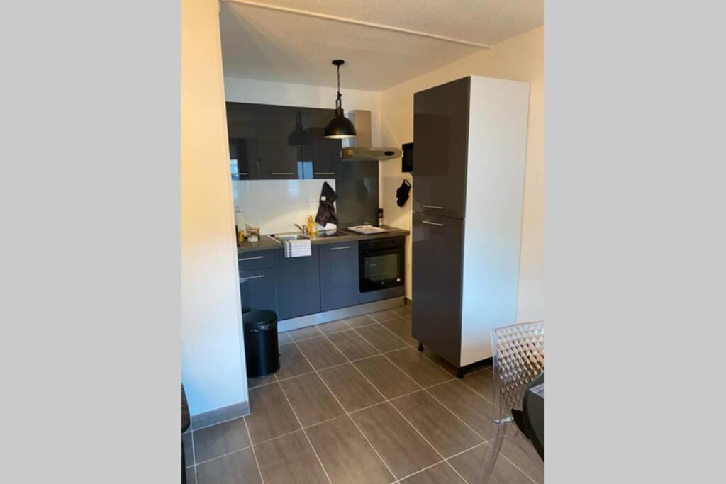 ניורט Le 12 Du Temple - Plein Coeur Centre Ville, Residence Privee, 5Mn Gare Sncf, Wifi Et Netflix מראה חיצוני תמונה
